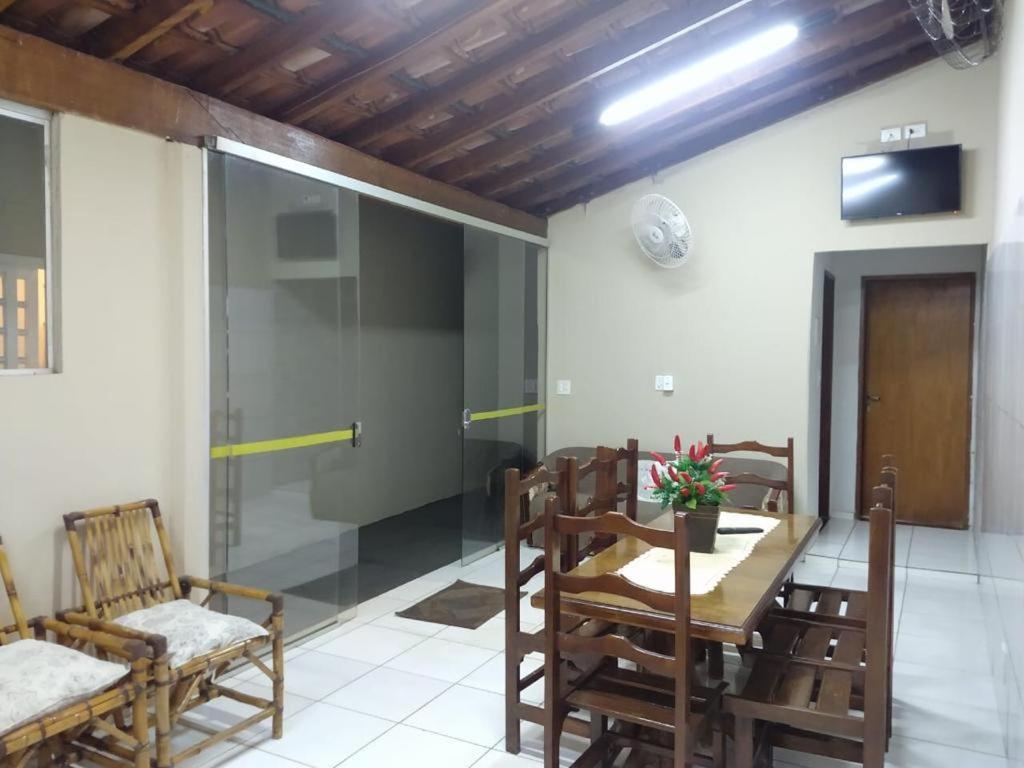 Casa Bela Em Olimpia Villa Exterior foto